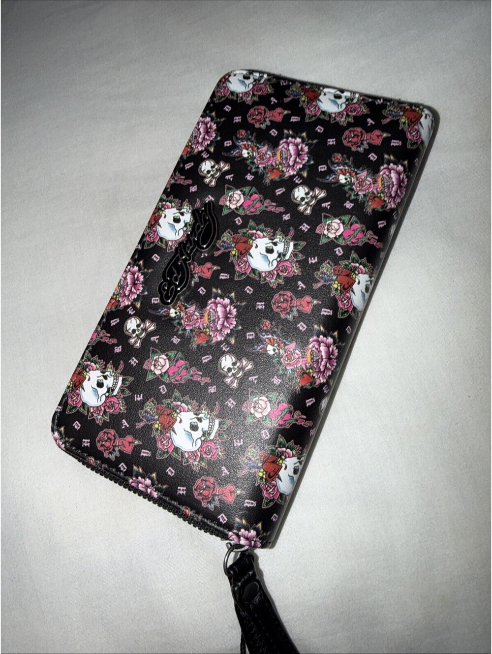 NWT Ed Hardy Zip Around Wristlet - Skulls, Flowers & Logo On Black